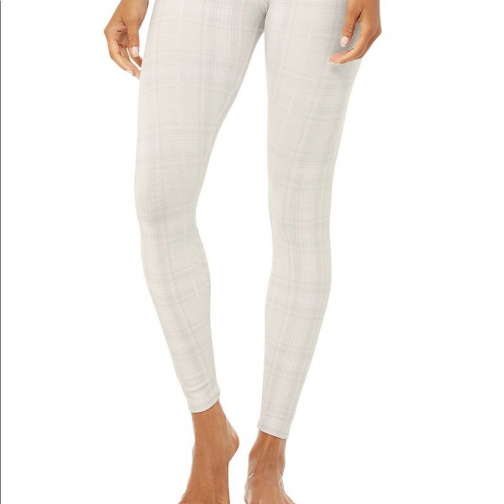 Alo yoga vapor legacy plaid legging & bra
